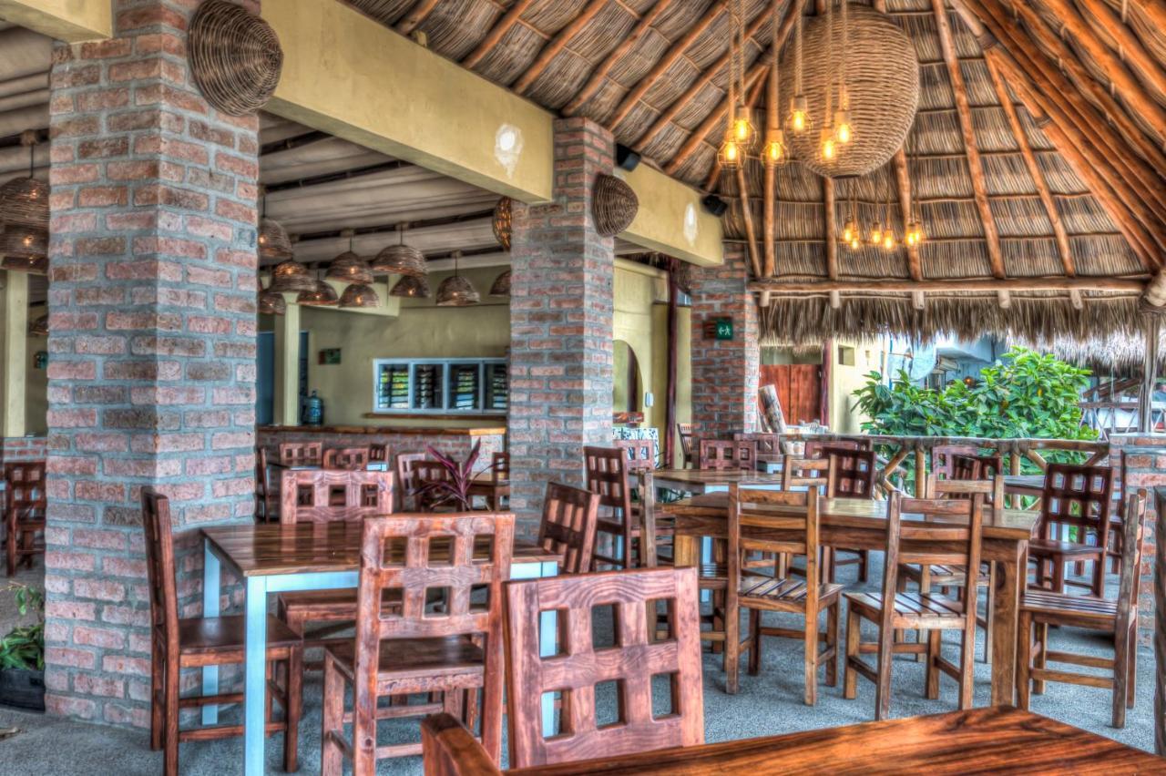 B Nayar Family Luxury Suites & Villas Residences La Cruz de Huanacaxtle Zewnętrze zdjęcie